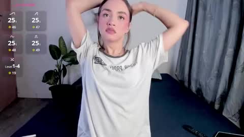 IG-valen mendoza99  twitter valenthompson99 online show from June 12, 2026, 11:57 pm