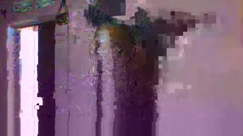 valencia302364 online show from December 6, 2024, 10:05 am