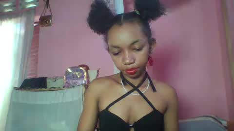 valencia302364 online show from March 10, 2025, 5:11 am