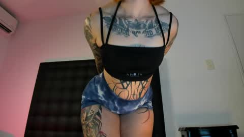 Valen online show from May 4, 2026, 12:56 pm