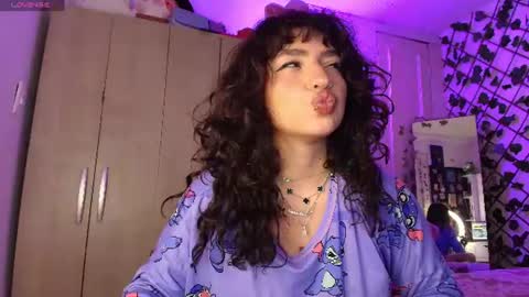 valentina online show from June 25, 2026, 5:12 am