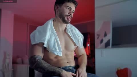 valenthinoking online show from December 19, 2025, 5:14 am