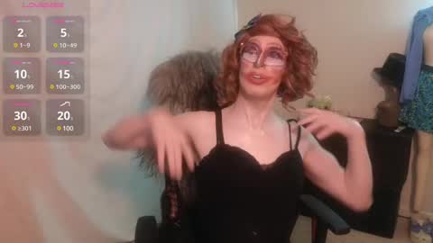 Snapshot of valentia_vickers chatting on January 20, 2025, 2:43 am Valentia online show from January 20, 2025, 2:43 am