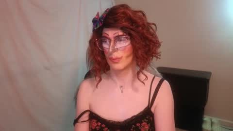 Snapshot of valentia_vickers chatting on February 15, 2025, 11:58 pm Valentia online show from February 15, 2025, 11:58 pm