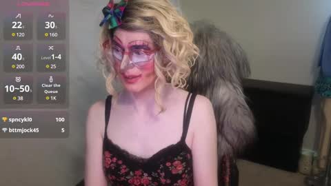 Snapshot of valentia_vickers chatting on February 16, 2025, 3:04 am Valentia online show from February 16, 2025, 3:04 am