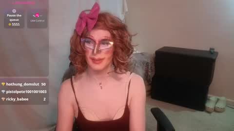 Snapshot of valentia_vickers chatting on February 26, 2025, 2:59 am Valentia online show from February 26, 2025, 2:59 am
