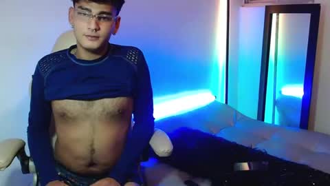 valentin_peach online show from September 10, 2025, 10:43 pm