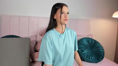 Valentina Torres online show from November 6, 2025, 3:29 am