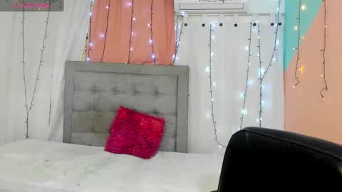 Valentina online show from December 12, 2024, 9:19 am
