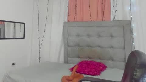 Valentina online show from January 14, 2025, 6:13 am