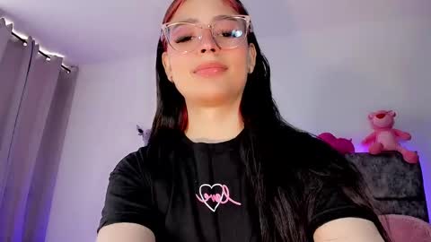 Snapshot of valentina_alba chatting on January 9, 2025, 2:40 pm Valentina online show from January 9, 2025, 2:40 pm