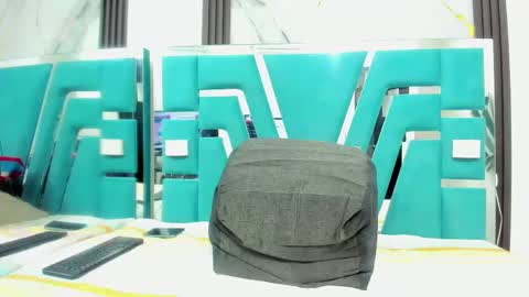 Snapshot of valentina_eboni chatting on September 19, 2025, 1:51 am Sharon online show from September 19, 2025, 1:51 am