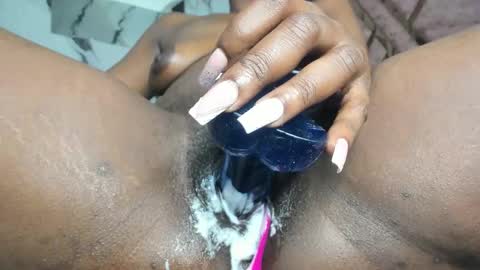 Snapshot of valentina_eboni chatting on October 29, 2025, 1:57 pm Sharon online show from October 29, 2025, 1:57 pm