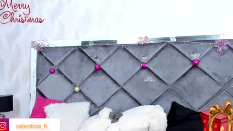 Valentina online show from December 24, 2024, 4:19 pm