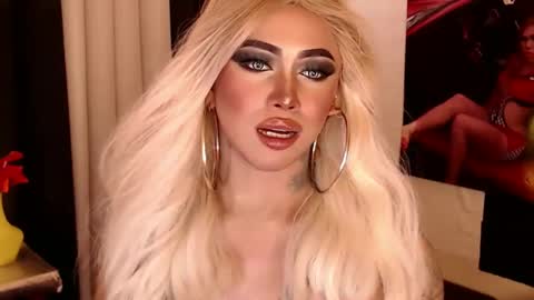 Amanda online show from December 23, 2024, 3:29 am