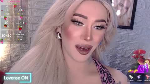 Amanda online show from November 22, 2025, 6:07 pm