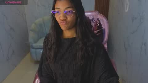 Snapshot of valentina_gomez_s chatting on June 19, 2026, 12:31 pm Valentina online show from June 19, 2026, 12:31 pm