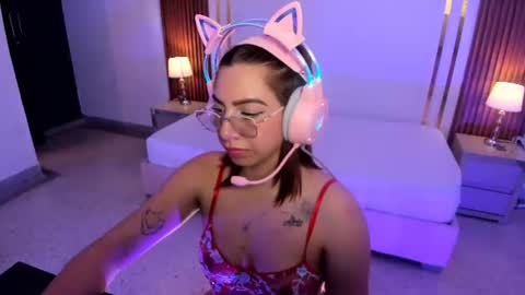 Valentina online show from June 10, 2026, 7:57 pm