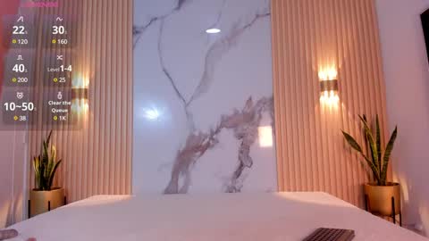 Snapshot of valentina_lux1 chatting on February 10, 2025, 3:35 am Valentina online show from February 10, 2025, 3:35 am