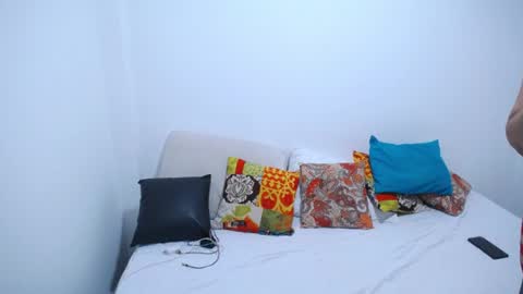 Snapshot of valentina_mature chatting on July 2, 2026, 10:27 pm Valentina online show from July 2, 2026, 10:27 pm