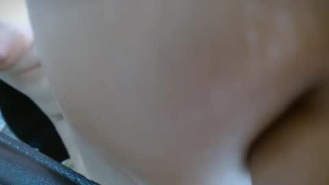 Valentina Millers online show from September 26, 2025, 1:15 pm