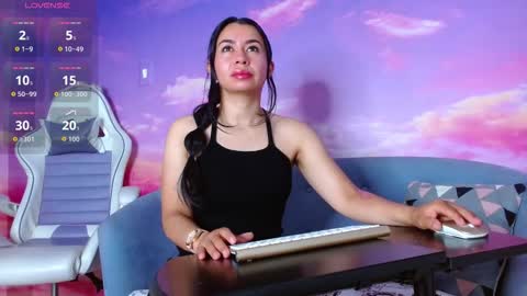 Snapshot of valentina_monroe1 chatting on September 19, 2025, 7:47 pm Vale online show from September 19, 2025, 7:47 pm