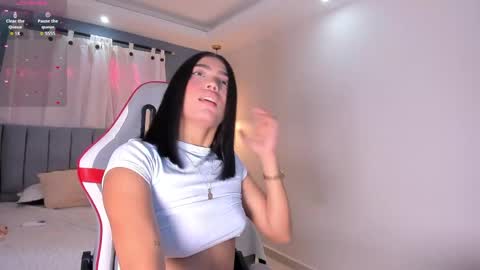 Snapshot of valentina_noa chatting on May 16, 2026, 12:04 pm Valentina online show from May 16, 2026, 12:04 pm