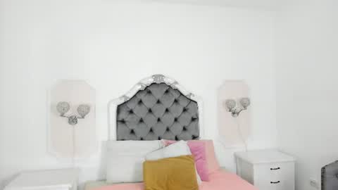 Snapshot of valentina_ross_ chatting on July 29, 2026, 12:14 pm Valentina online show from July 29, 2026, 12:14 pm