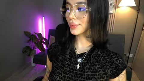 Val online show from March 27, 2026, 3:12 pm