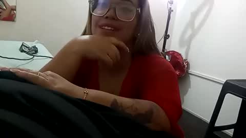 valentinacarter90 online show from September 30, 2025, 1:32 am