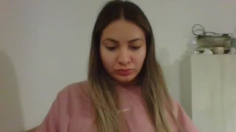 Snapshot of valentinaseleni24 chatting on July 2, 2026, 9:32 pm valentinaseleni24 online show from July 2, 2026, 9:32 pm