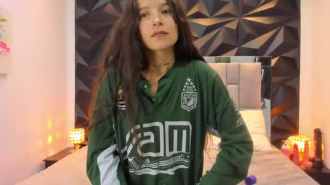 Valentina online show from February 13, 2025, 1:59 pm