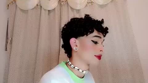 Marian online show from December 17, 2025, 4:29 am