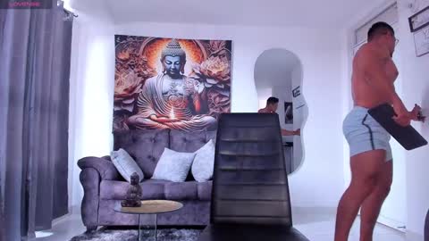Snapshot of valentino_dossantos chatting on January 21, 2025, 7:39 pm    online show from January 21, 2025, 7:39 pm