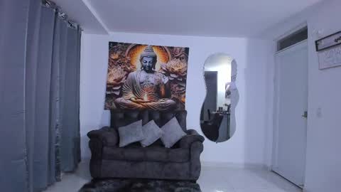 Snapshot of valentino_dossantos chatting on February 20, 2025, 12:08 am    online show from February 20, 2025, 12:08 am