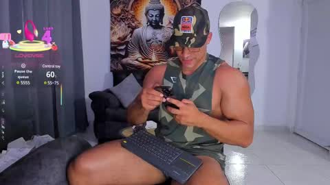 Snapshot of valentino_dossantos chatting on February 25, 2025, 10:18 pm    online show from February 25, 2025, 10:18 pm