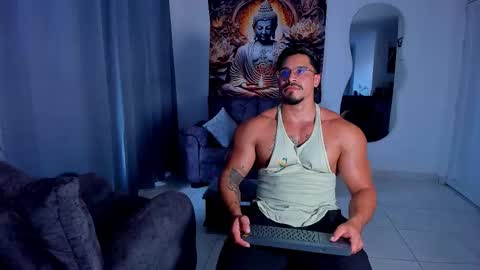 Snapshot of valentino_dossantos chatting on September 12, 2025, 8:20 pm    online show from September 12, 2025, 8:20 pm
