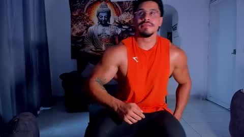 Snapshot of valentino_dossantos chatting on September 16, 2025, 9:05 pm    online show from September 16, 2025, 9:05 pm