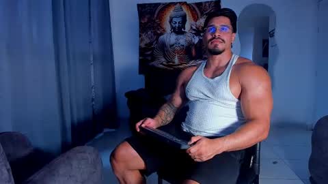Snapshot of valentino_dossantos chatting on September 19, 2025, 10:10 pm    online show from September 19, 2025, 10:10 pm