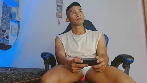 Mistery Guy online show from November 15, 2025, 11:32 pm