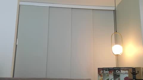 ValentinoCerati online show from December 21, 2024, 5:47 am