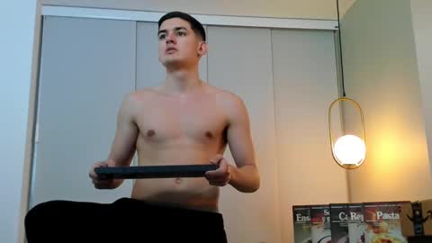 ValentinoCerati online show from January 1, 2025, 3:13 am