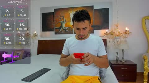 Snapshot of valentinos_ chatting on February 11, 2026, 8:47 pm Valentinos online show from February 11, 2026, 8:47 pm