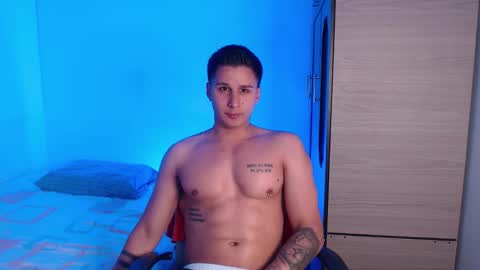 Snapshot of valentinosex_1 chatting on September 20, 2025, 6:20 pm VALENTINO online show from September 20, 2025, 6:20 pm