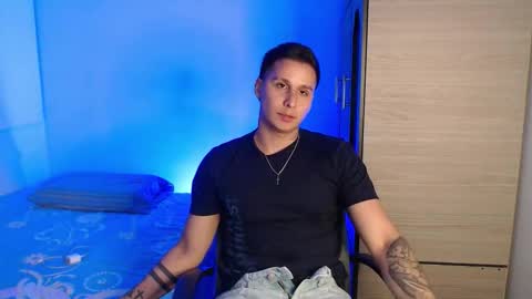 VALENTINO online show from December 2, 2025, 9:54 pm