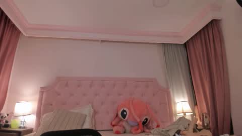 Vale Toro  online show from February 9, 2026, 11:25 am