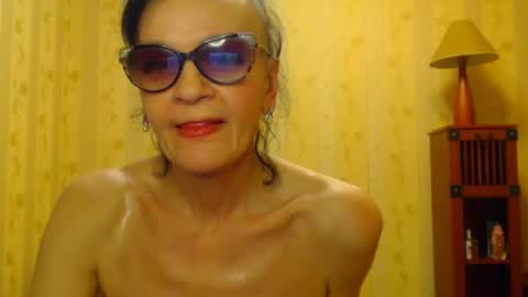 valentijm online show from January 13, 2025, 5:33 pm