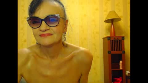 valentijm online show from February 24, 2025, 9:43 am