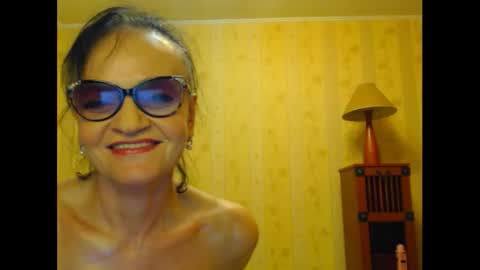 valentijm online show from March 5, 2025, 11:27 pm