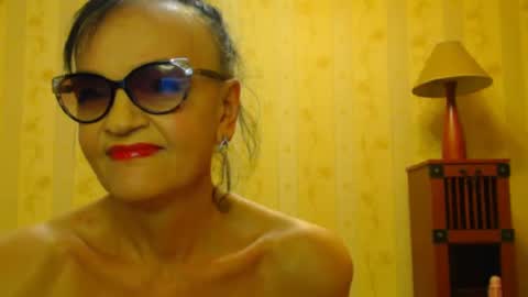 valentijm online show from March 7, 2025, 4:33 pm